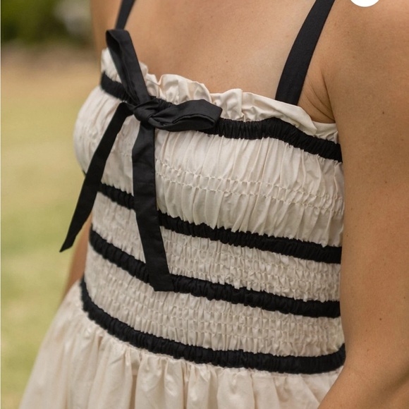 Neuflora Windham Dress - Picture 2 of 5